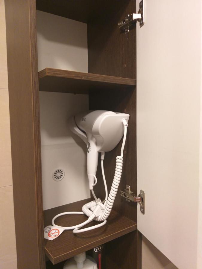 Apartament Z Ogrodem Tychy Buitenkant foto